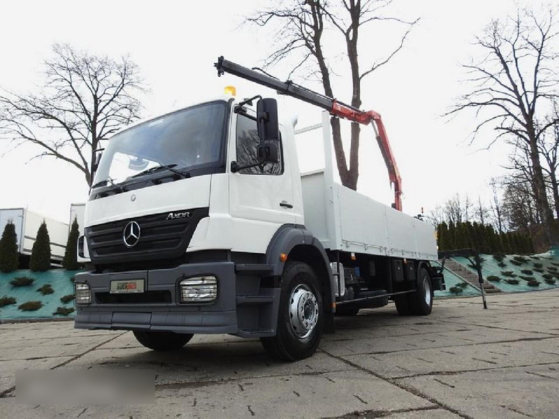Mercedes-Benz AXOR - Platós teherautó, Darus autó: 2 kép. Mercedes-Benz AXOR - Platós teherautó, Darus autó: 2 kép.