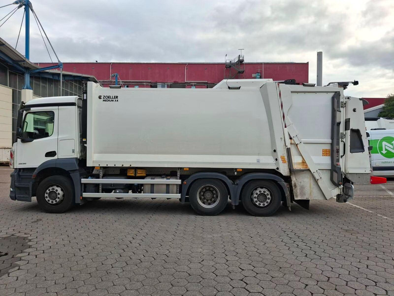 Mercedes-Benz Actros 2536 - Garbage truck - Szemetesautó: 5 kép. Mercedes-Benz Actros 2536 - Garbage truck - Szemetesautó: 5 kép.