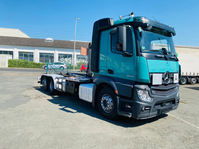 Mercedes-Benz Actros 2545 Meileraufbau GUTER ZUSTAND - Platós teherautó, Darus autó: 2 kép. Mercedes-Benz Actros 2545 Meileraufbau GUTER ZUSTAND - Platós teherautó, Darus autó: 2 kép.
