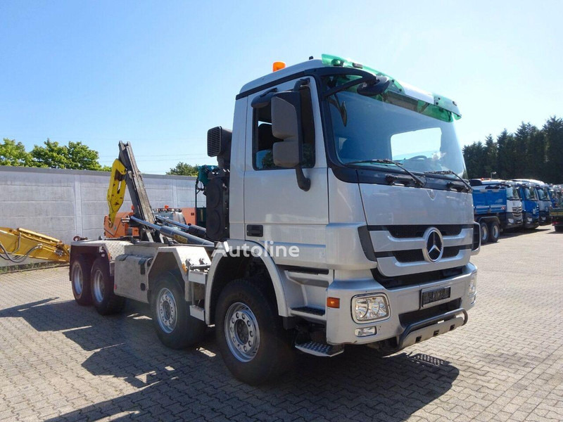 Mercedes-Benz Actros 3244 - Hook lift truck 8x4 - Horgos rakodó teherautó, Darus autó: 2 kép. Mercedes-Benz Actros 3244 - Hook lift truck 8x4 - Horgos rakodó teherautó, Darus autó: 2 kép.
