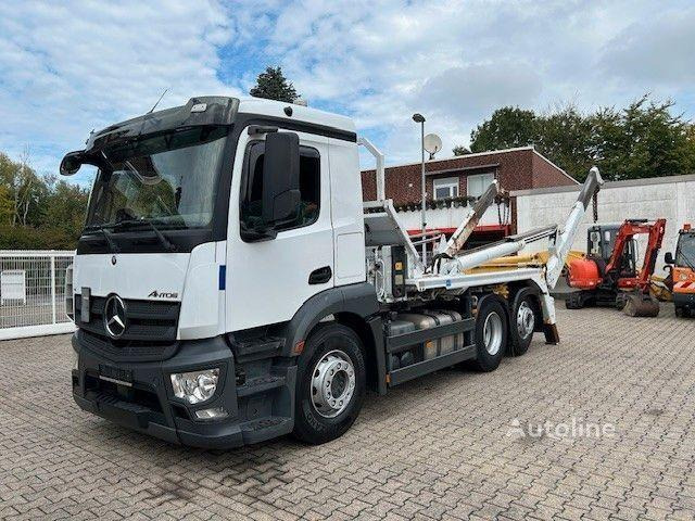 Mercedes-Benz Antos 2543 - Konténerszállító: 3 kép. Mercedes-Benz Antos 2543 - Konténerszállító: 3 kép.