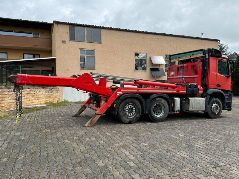 Mercedes-Benz Arocs 2536 BL 6x2/Funkfernbe./VDL-ASK 18 TK - Cserefelépítményes teherautó, Darus autó: 4 kép. Mercedes-Benz Arocs 2536 BL 6x2/Funkfernbe./VDL-ASK 18 TK - Cserefelépítményes teherautó, Darus autó: 4 kép.
