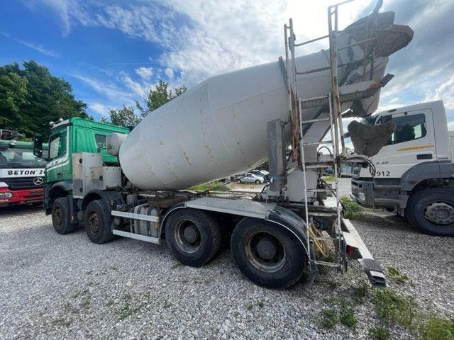 Mercedes-Benz Arocs 3246 - Betonmixer: 2 kép. Mercedes-Benz Arocs 3246 - Betonmixer: 2 kép.