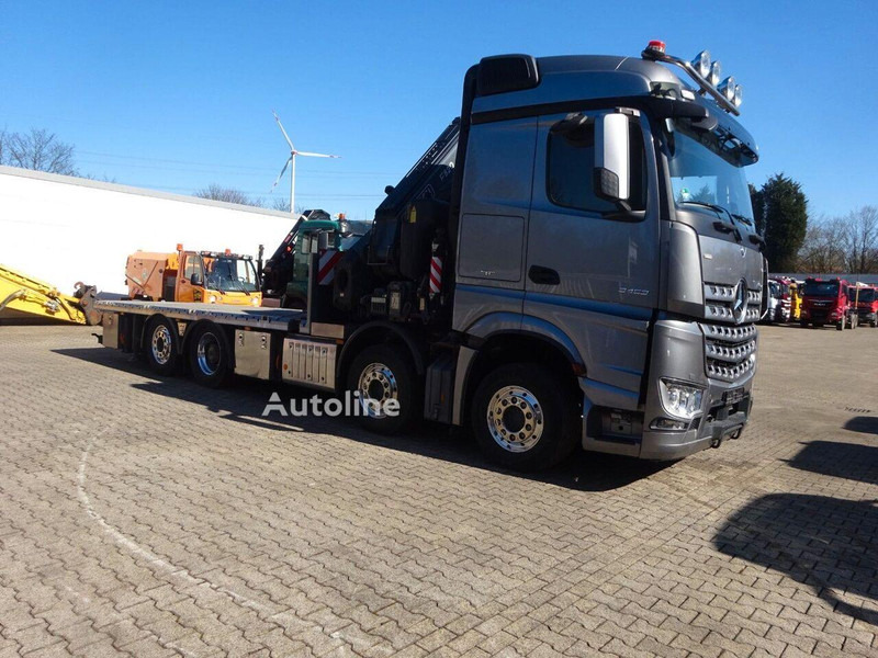 Mercedes-Benz Arocs 3453 8x2 Open Flatbed + Crane Fassi F820 - Platós teherautó, Darus autó: 3 kép. Mercedes-Benz Arocs 3453 8x2 Open Flatbed + Crane Fassi F820 - Platós teherautó, Darus autó: 3 kép.