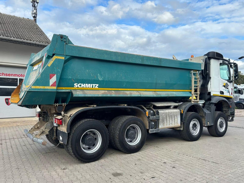 Mercedes-Benz Arocs 4145 AK - Billenőplatós teherautó: 5 kép. Mercedes-Benz Arocs 4145 AK - Billenőplatós teherautó: 5 kép.