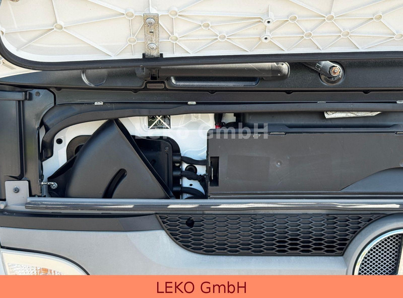 Hűtős teherautó Mercedes-Benz Atego 1222: 15 kép. Hűtős teherautó Mercedes-Benz Atego 1222: 15 kép.