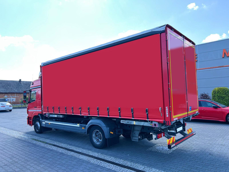 Mercedes-Benz Atego 1227 SWAP CHASSIS WECHSELFAHRGESTELL BDF CURTAIN PLANE 1.H - Ponyvás teherautó: 3 kép. Mercedes-Benz Atego 1227 SWAP CHASSIS WECHSELFAHRGESTELL BDF CURTAIN PLANE 1.H - Ponyvás teherautó: 3 kép.