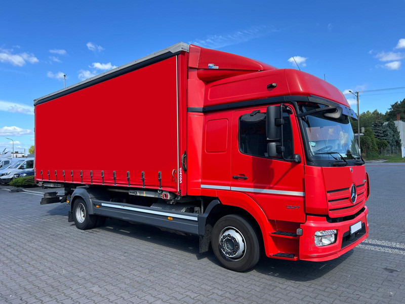 Mercedes-Benz Atego 1227 SWAP CHASSIS WECHSELFAHRGESTELL BDF CURTAIN PLANE 1.H - Ponyvás teherautó: 5 kép. Mercedes-Benz Atego 1227 SWAP CHASSIS WECHSELFAHRGESTELL BDF CURTAIN PLANE 1.H - Ponyvás teherautó: 5 kép.
