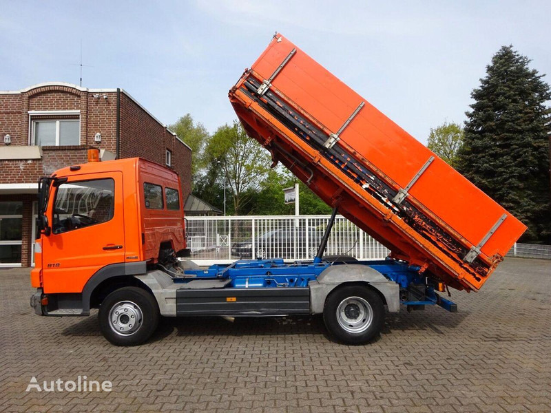 Mercedes-Benz Atego 818 3 way Meiller tipper - Billenőplatós teherautó: 2 kép. Mercedes-Benz Atego 818 3 way Meiller tipper - Billenőplatós teherautó: 2 kép.
