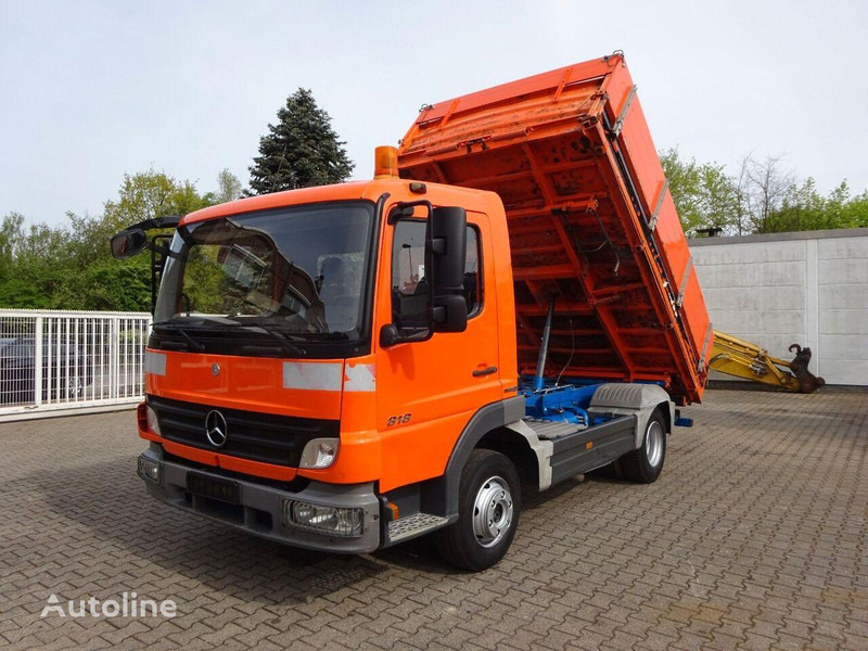 Mercedes-Benz Atego 818 3 way Meiller tipper - Billenőplatós teherautó: 1 kép. Mercedes-Benz Atego 818 3 way Meiller tipper - Billenőplatós teherautó: 1 kép.