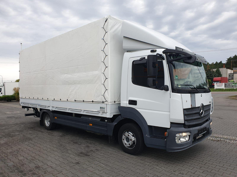 Mercedes-Benz Atego 818 TILT+LIFT 1.HAND 72000km !! - Dobozos felépítményű teherautó: 4 kép. Mercedes-Benz Atego 818 TILT+LIFT 1.HAND 72000km !! - Dobozos felépítményű teherautó: 4 kép.