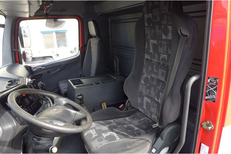 Mercedes-Benz Axor 1826 *Euro5*TÜV*HIAB 099B-2 DUO*1824 1829 - Platós teherautó, Darus autó: 5 kép. Mercedes-Benz Axor 1826 *Euro5*TÜV*HIAB 099B-2 DUO*1824 1829 - Platós teherautó, Darus autó: 5 kép.