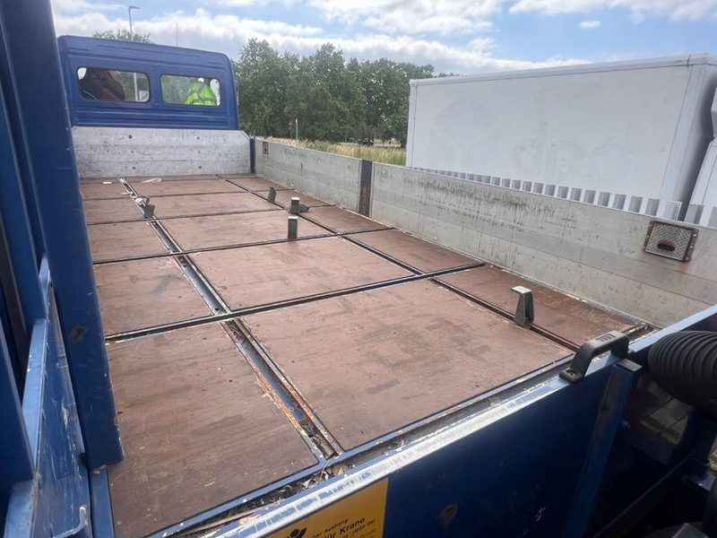 Platós teherautó, Darus autó Mercedes-Benz Axor 1829 Palfinger hátsó daru PK 12002 klíma: 6 kép. Platós teherautó, Darus autó Mercedes-Benz Axor 1829 Palfinger hátsó daru PK 12002 klíma: 6 kép.