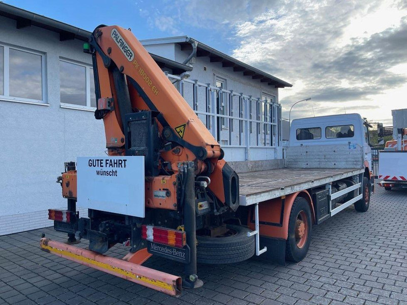 Mercedes-Benz Axor 1833 - Platós teherautó, Darus autó: 4 kép. Mercedes-Benz Axor 1833 - Platós teherautó, Darus autó: 4 kép.