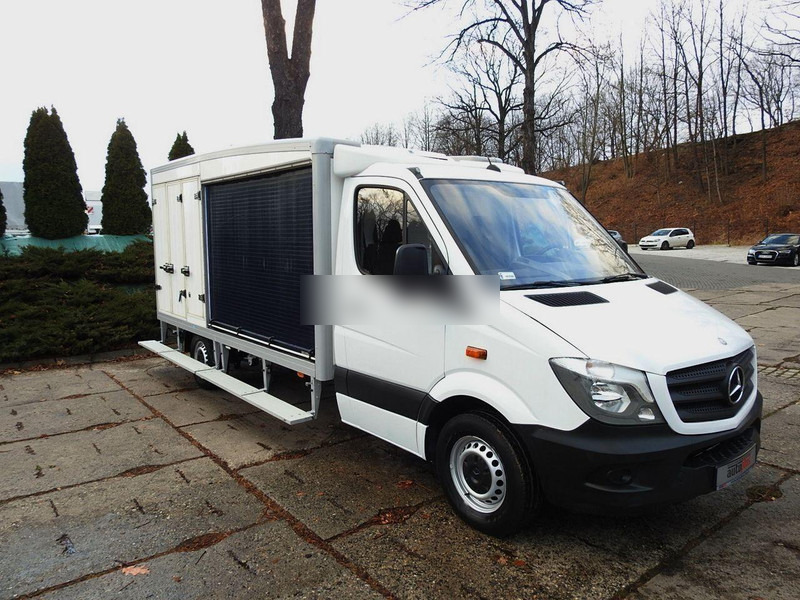 Mercedes-Benz SPRINTER 313 Izotermes - Hűtős kisteherautó: 1 kép. Mercedes-Benz SPRINTER 313 Izotermes - Hűtős kisteherautó: 1 kép.