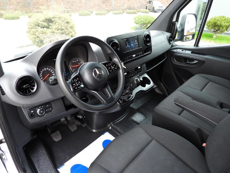 Mercedes-Benz SPRINTER 314 CHŁODNIA KONTENER -1*C TEMPOMAT NAWIGACJA KLIMATYZA - Hűtős kisteherautó: 2 kép. Mercedes-Benz SPRINTER 314 CHŁODNIA KONTENER -1*C TEMPOMAT NAWIGACJA KLIMATYZA - Hűtős kisteherautó: 2 kép.