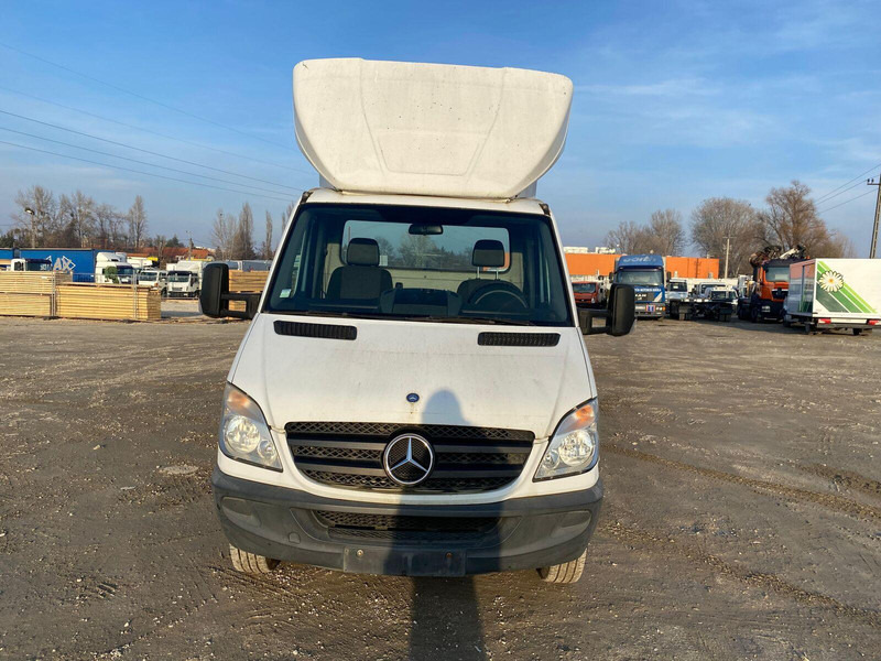 Mercedes-Benz Sprinter 515 - BE Mini Trekker - SZM - 3.5t - BE nyergesvontató: 3 kép. Mercedes-Benz Sprinter 515 - BE Mini Trekker - SZM - 3.5t - BE nyergesvontató: 3 kép.