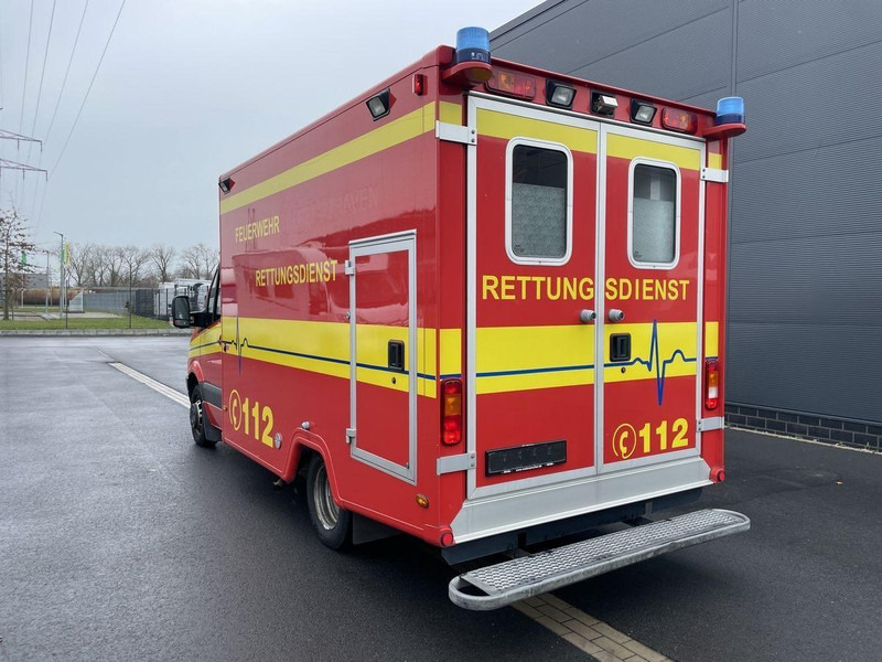 Mercedes-Benz Sprinter 516 CDI Ambulance car - Mentőautó: 4 kép. Mercedes-Benz Sprinter 516 CDI Ambulance car - Mentőautó: 4 kép.