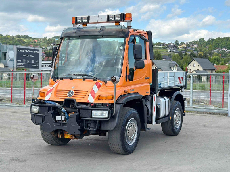 Mercedes-Benz UNIMOG 400 * KIPPER 2,40 * 4x4 * TOPZUSTAND - Billenőplatós teherautó: 2 kép. Mercedes-Benz UNIMOG 400 * KIPPER 2,40 * 4x4 * TOPZUSTAND - Billenőplatós teherautó: 2 kép.