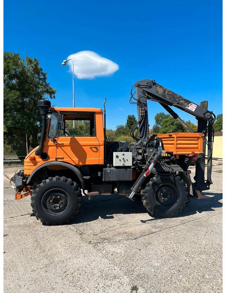 Mercedes-Benz UNIMOG - Billenőplatós teherautó, Darus autó: 3 kép. Mercedes-Benz UNIMOG - Billenőplatós teherautó, Darus autó: 3 kép.