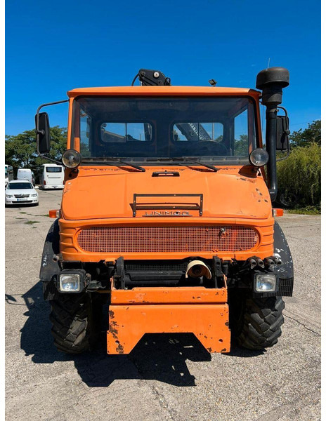 Mercedes-Benz UNIMOG - Rotációs kapa: 2 kép. Mercedes-Benz UNIMOG - Rotációs kapa: 2 kép.