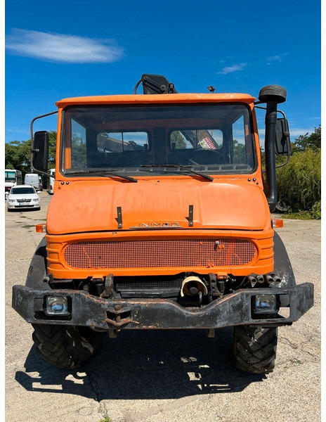 Mercedes-Benz UNIMOG U-900 - Rotációs kapa: 3 kép. Mercedes-Benz UNIMOG U-900 - Rotációs kapa: 3 kép.