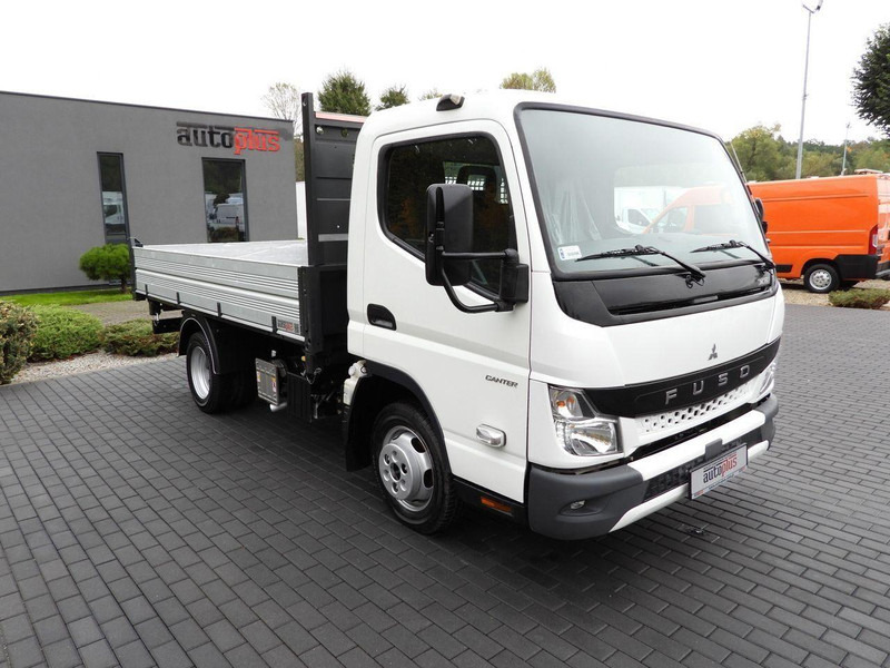 Mitsubishi CANTER FUSO 3C15 - Billenőplatós teherautó: 4 kép. Mitsubishi CANTER FUSO 3C15 - Billenőplatós teherautó: 4 kép.