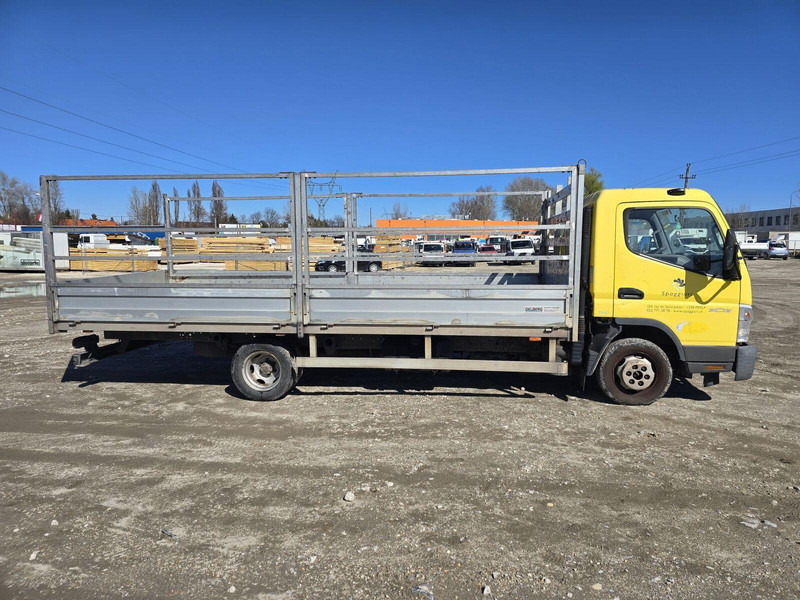 Mitsubishi Canter 3,0 d - Pritsche - Platós kisteherautó: 3 kép. Mitsubishi Canter 3,0 d - Pritsche - Platós kisteherautó: 3 kép.
