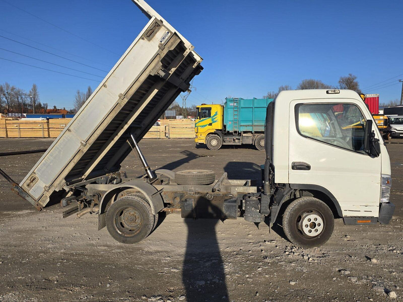 Mitsubishi Canter Fuso 3,0 d - 3 sided Tipper - Billenőplatós kisteherautó: 4 kép. Mitsubishi Canter Fuso 3,0 d - 3 sided Tipper - Billenőplatós kisteherautó: 4 kép.
