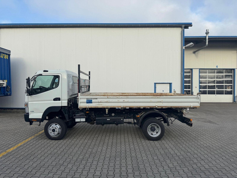 Mitsubishi FUSO 7 C 18 AK 4x4 3-Way Tipper - Billenőplatós teherautó: 3 kép. Mitsubishi FUSO 7 C 18 AK 4x4 3-Way Tipper - Billenőplatós teherautó: 3 kép.