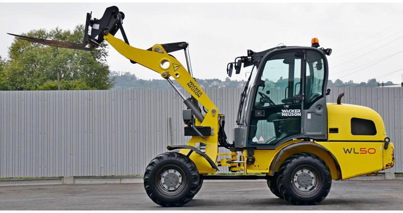 Neuson WACKER WL 50 * TOPZUSTAND - Gumikerekes homlokrakodó: 4 kép. Neuson WACKER WL 50 * TOPZUSTAND - Gumikerekes homlokrakodó: 4 kép.