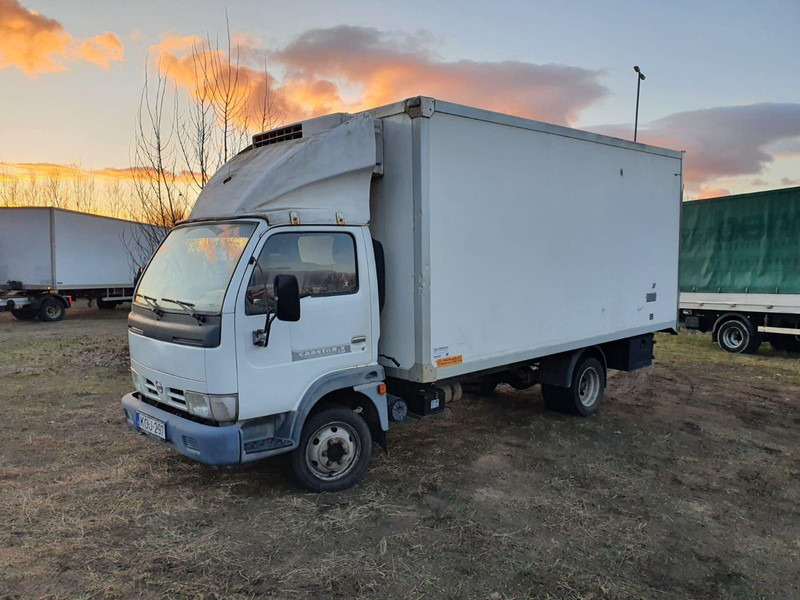 Nissan Cabstar 3,0 TDi - Thermo King V400 Max frigo - Hűtős kisteherautó: 2 kép. Nissan Cabstar 3,0 TDi - Thermo King V400 Max frigo - Hűtős kisteherautó: 2 kép.