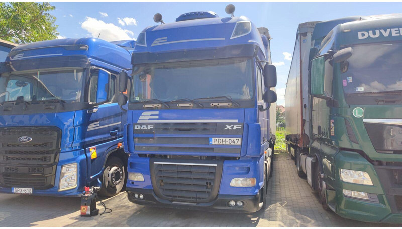 DAF XF 105.460 Lowdeck MEGA - Nyergesvontató: 1 kép. DAF XF 105.460 Lowdeck MEGA - Nyergesvontató: 1 kép.