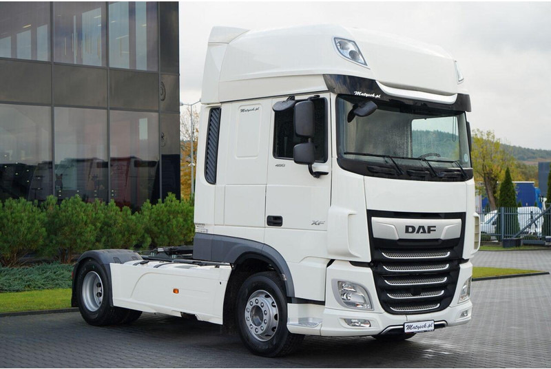 DAF XF 480 - Nyergesvontató: 5 kép. DAF XF 480 - Nyergesvontató: 5 kép.