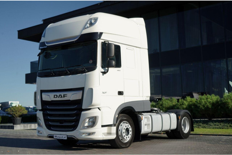 DAF XF 480 / SUPER SPACE CAB / OPONY 100% / 2021 ROK - Nyergesvontató: 5 kép. DAF XF 480 / SUPER SPACE CAB / OPONY 100% / 2021 ROK - Nyergesvontató: 5 kép.