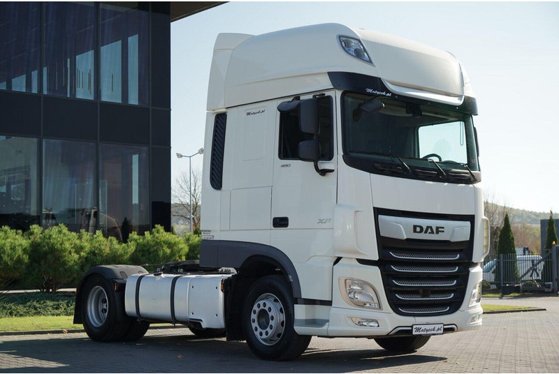 DAF XF 480 / SUPER SPACE CAB / OPONY 100% / 2021 ROK - Nyergesvontató: 1 kép. DAF XF 480 / SUPER SPACE CAB / OPONY 100% / 2021 ROK - Nyergesvontató: 1 kép.