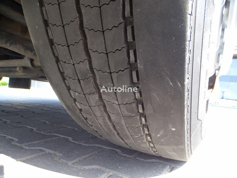 Nyergesvontató MAN TGX 18.440: 13 kép.