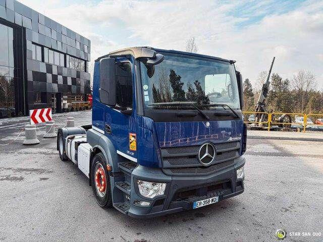 Mercedes-Benz ACTROS 1843 4x2 EURO 6 Hydraulic LOHR - Nyergesvontató: 4 kép. Mercedes-Benz ACTROS 1843 4x2 EURO 6 Hydraulic LOHR - Nyergesvontató: 4 kép.