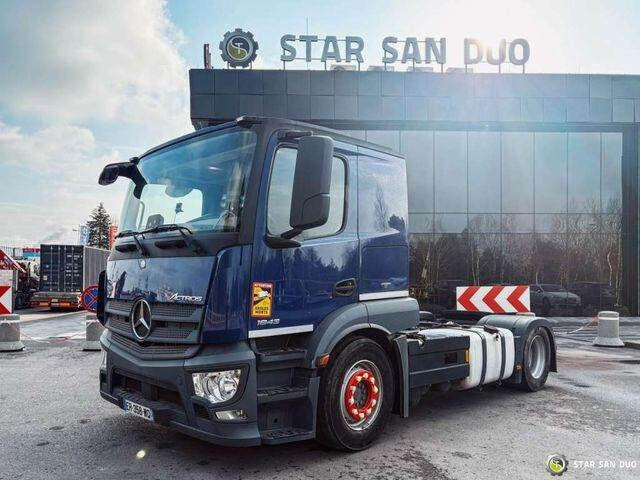 Mercedes-Benz ACTROS 1843 4x2 EURO 6 Hydraulic LOHR - Nyergesvontató: 1 kép. Mercedes-Benz ACTROS 1843 4x2 EURO 6 Hydraulic LOHR - Nyergesvontató: 1 kép.