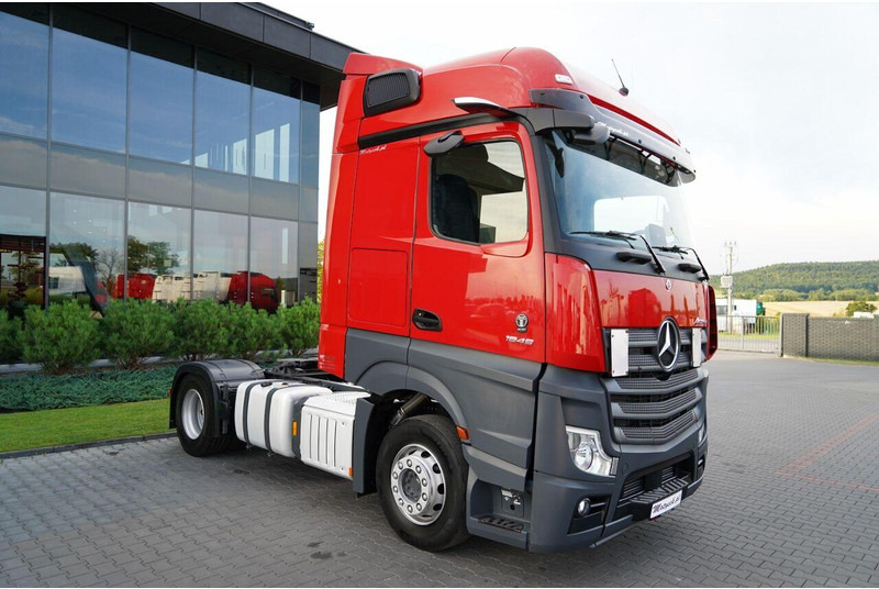 Mercedes-Benz ACTROS 1845 / MP5 / BIG SPACE / PO KONTRAKCIE SERWISOWYM - Nyergesvontató: 2 kép. Mercedes-Benz ACTROS 1845 / MP5 / BIG SPACE / PO KONTRAKCIE SERWISOWYM - Nyergesvontató: 2 kép.