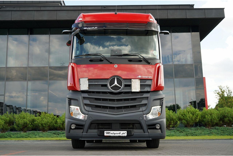 Mercedes-Benz ACTROS 1845 / PO KONTRAKCIE SERWISOWYM / 2020 ROK - Nyergesvontató: 3 kép. Mercedes-Benz ACTROS 1845 / PO KONTRAKCIE SERWISOWYM / 2020 ROK - Nyergesvontató: 3 kép.