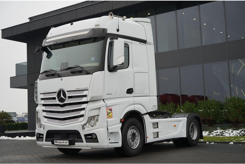 Mercedes-Benz ACTROS 1853 / HYDRAULIKA / RETARDER / BIG SPACE / FLEETBOARD - Nyergesvontató: 1 kép. Mercedes-Benz ACTROS 1853 / HYDRAULIKA / RETARDER / BIG SPACE / FLEETBOARD - Nyergesvontató: 1 kép.