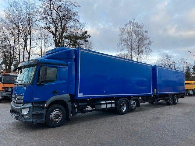 Mercedes-Benz ANTOS 2636 - Nyergesvontató: 1 kép. Mercedes-Benz ANTOS 2636 - Nyergesvontató: 1 kép.