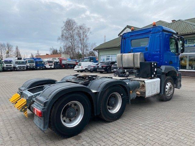 Mercedes-Benz AROCS 2643 6X4 EURO 6 SATTELZUG - Nyergesvontató: 5 kép. Mercedes-Benz AROCS 2643 6X4 EURO 6 SATTELZUG - Nyergesvontató: 5 kép.