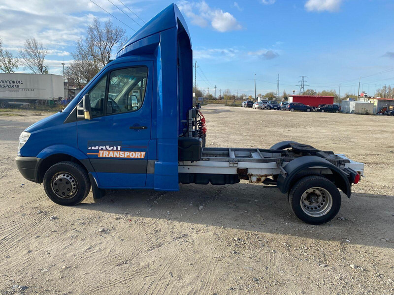 Mercedes-Benz Sprinter 519 - BE Mini Trekker - SZM - 3.5t - Nyergesvontató: 5 kép. Mercedes-Benz Sprinter 519 - BE Mini Trekker - SZM - 3.5t - Nyergesvontató: 5 kép.