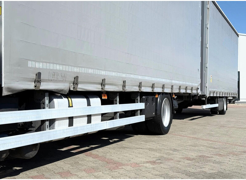 Renault T 380 - Nyergesvontató: 5 kép. Renault T 380 - Nyergesvontató: 5 kép.