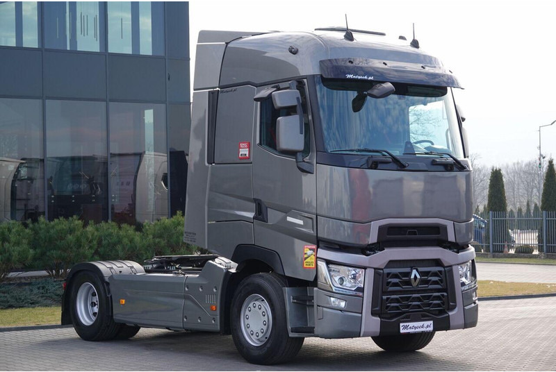 Renault T480 / 13 L / RETARDER / I-PARK COOL / OPONY 100% / METALIK / - Nyergesvontató: 2 kép. Renault T480 / 13 L / RETARDER / I-PARK COOL / OPONY 100% / METALIK / - Nyergesvontató: 2 kép.