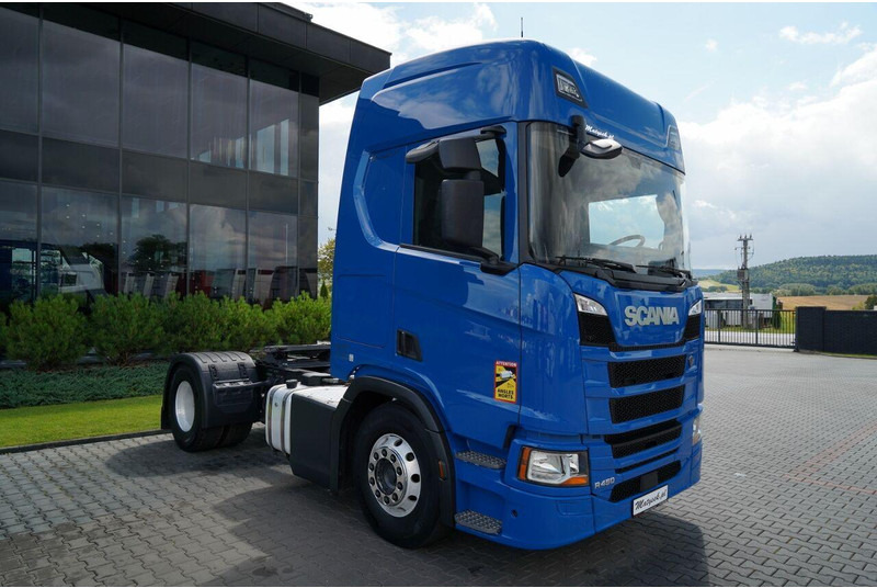Scania R 450 / I-PARK COOL - Nyergesvontató: 2 kép. Scania R 450 / I-PARK COOL - Nyergesvontató: 2 kép.