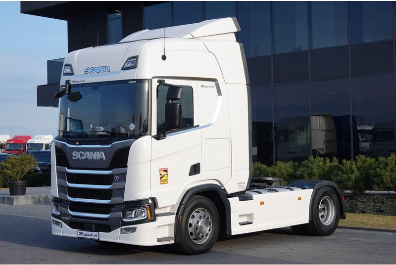 Scania R 450 / RETARDER / FULL AIRMATIC / OPONY 100% / PO KONTRAKCIE - Nyergesvontató: 3 kép. Scania R 450 / RETARDER / FULL AIRMATIC / OPONY 100% / PO KONTRAKCIE - Nyergesvontató: 3 kép.