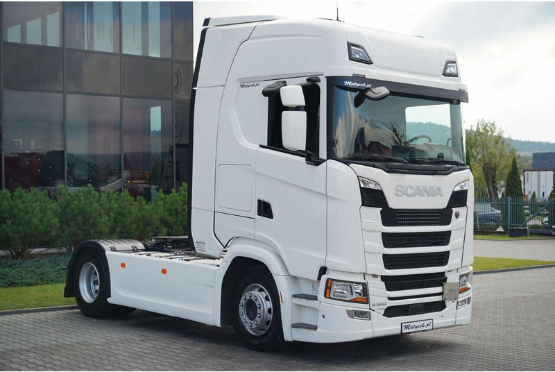 Scania S 500 / RETARDER / FULL AIR MATIC / NAVI - Nyergesvontató: 4 kép. Scania S 500 / RETARDER / FULL AIR MATIC / NAVI - Nyergesvontató: 4 kép.